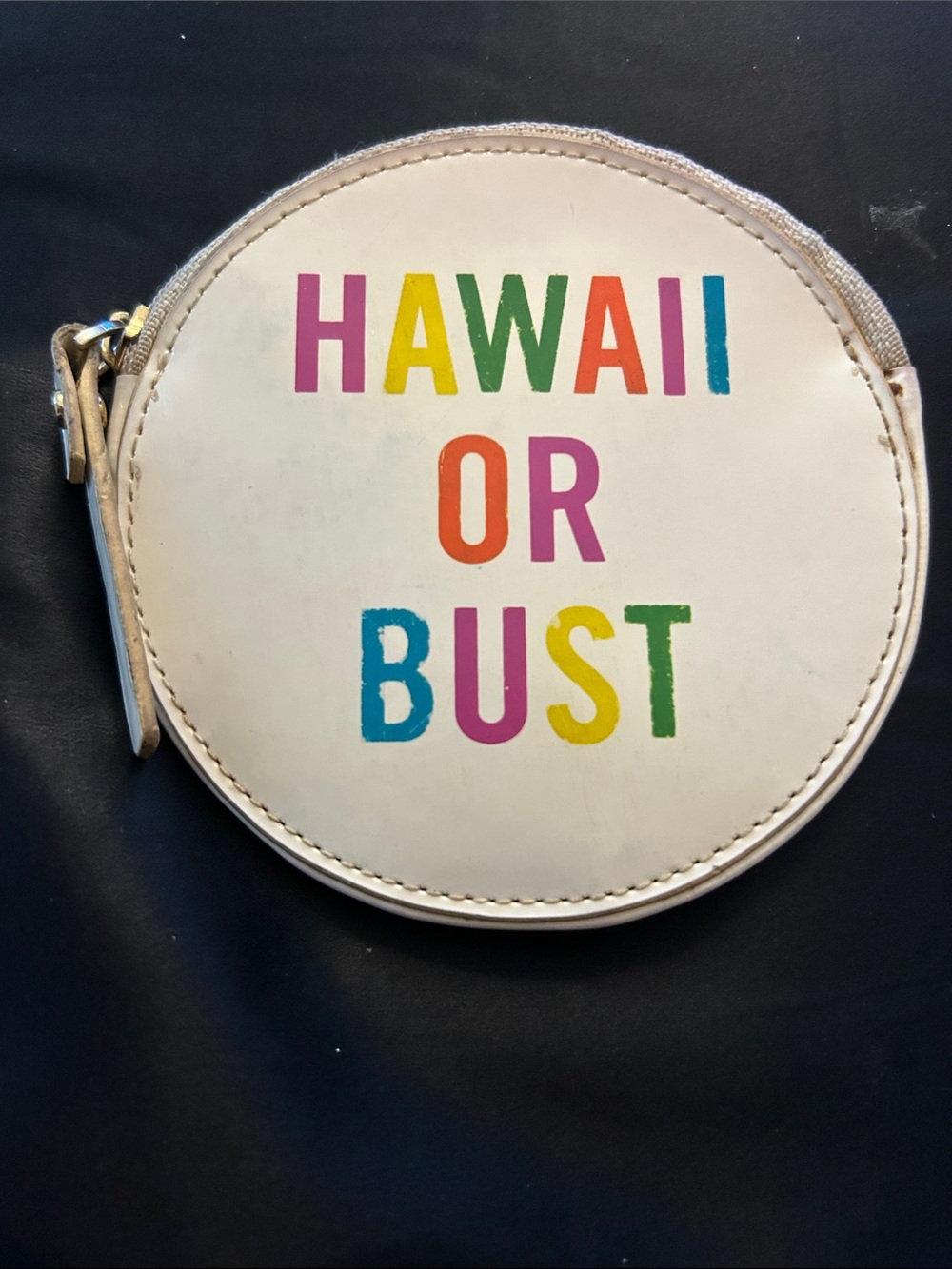 kate spade White Round Coin Purse with Multicolor 'HAWAII OR BUST' Lettering